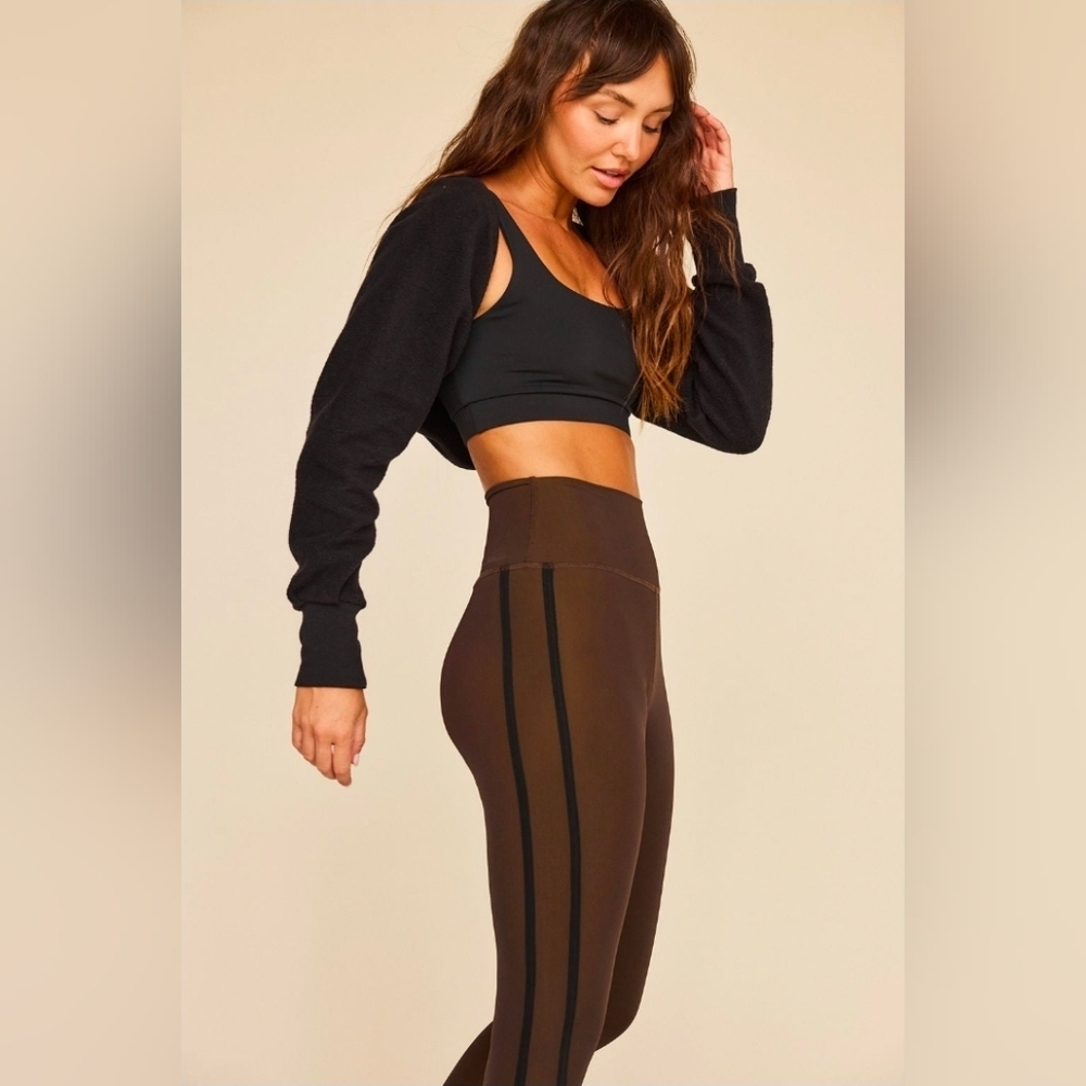 Strut-This Black Crop Shrug The Lala Look - Picture 10 of 12